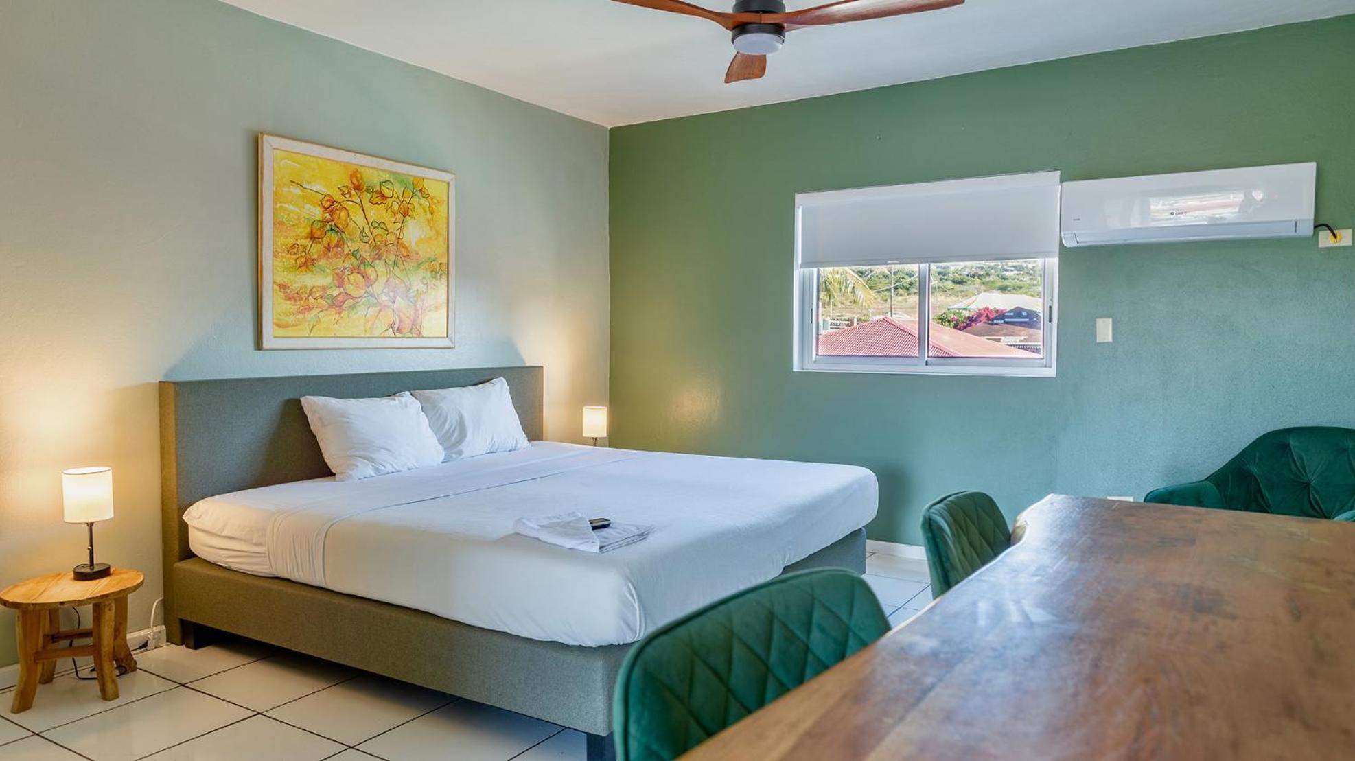 Talk Of The Town Inn & Suites - St Eustatius Oranjestad  Zewnętrze zdjęcie